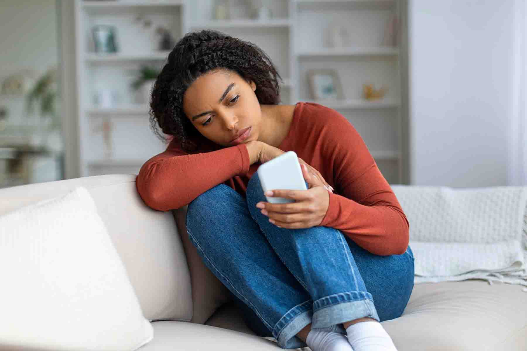 woman experiencing depression