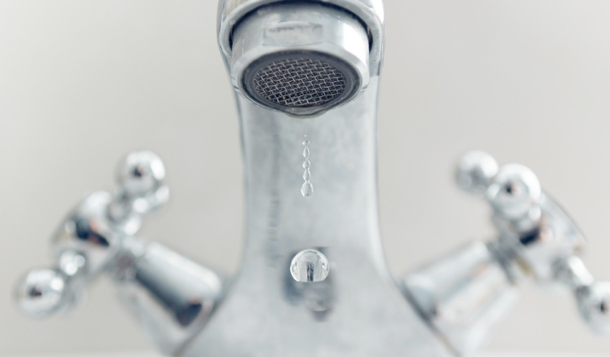 Dripping Taps How To Fix A Tap In Seconds Hometree - How To Fix A Dripping Mixer Bathroom Tap