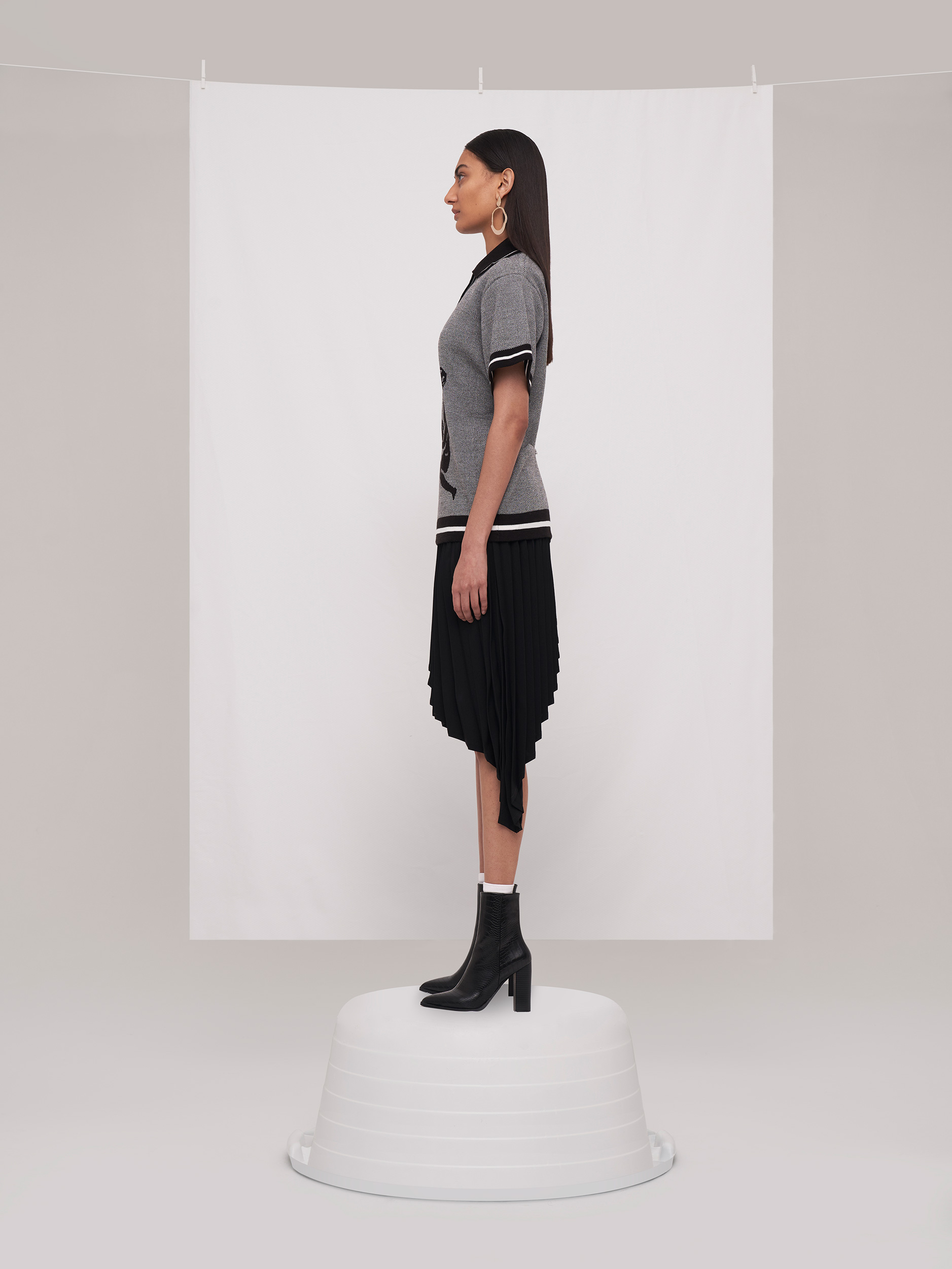 Asymmetric Pleated Skirt – Black — THEBE MAGUGU