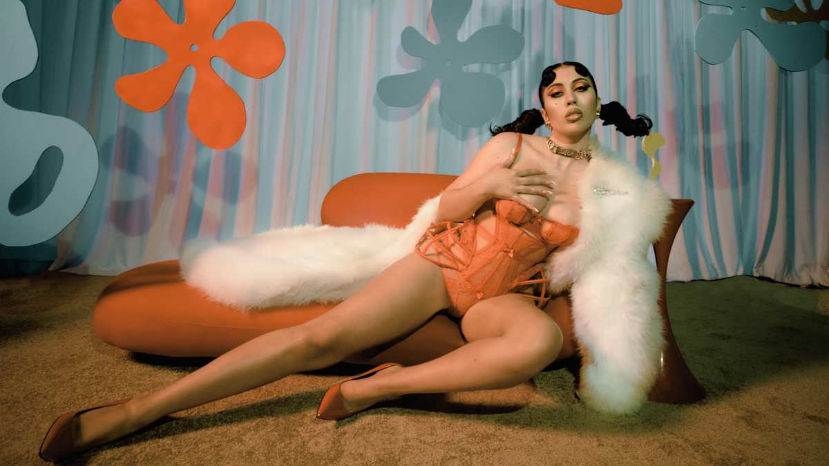 With A New Album Pop Star Kali Uchis Embraces Her Latin Roots With A New Album Pop Star Kali Uchis Embraces Her Latin Roots