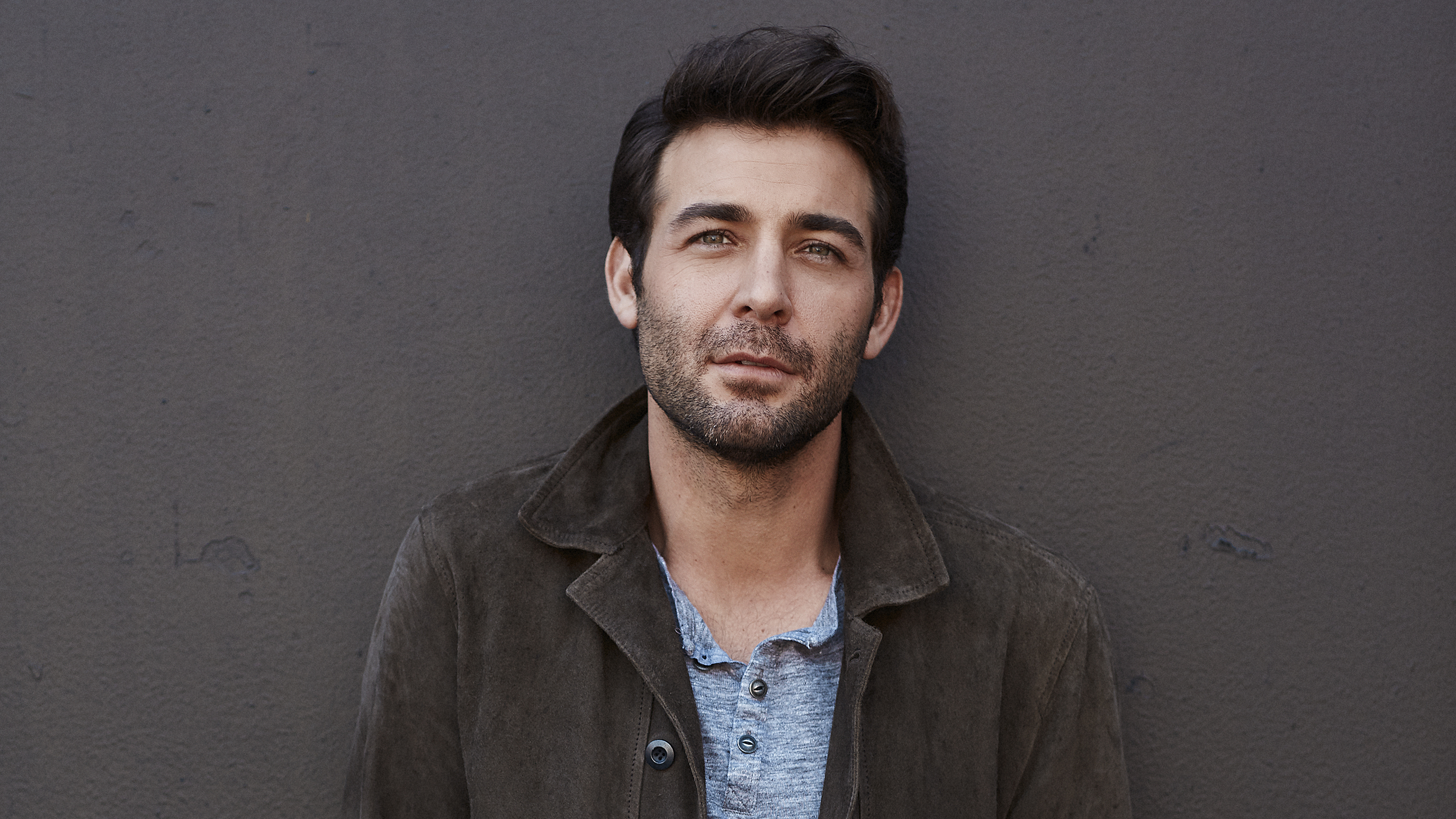 Watchmens James Wolk Tells Playboy About His Racist Politician