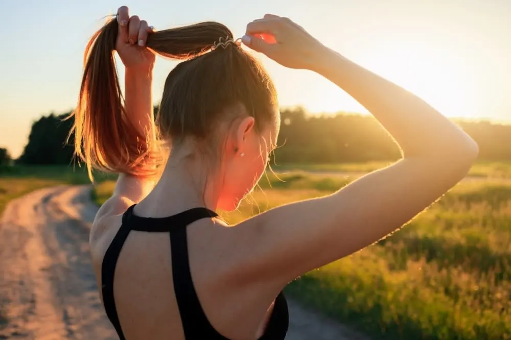CAN YOUR LOVE FOR PLAYING SPORTS CAUSE AN ITCHY SCALP?