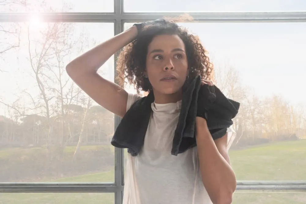 HOW TO AVOID AN OILY AND ITCHY SCALP AFTER YOUR WORKOUT