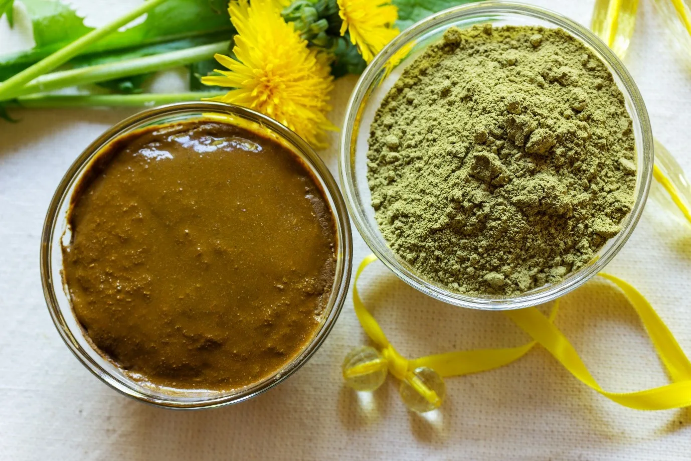 Henna for dandruff