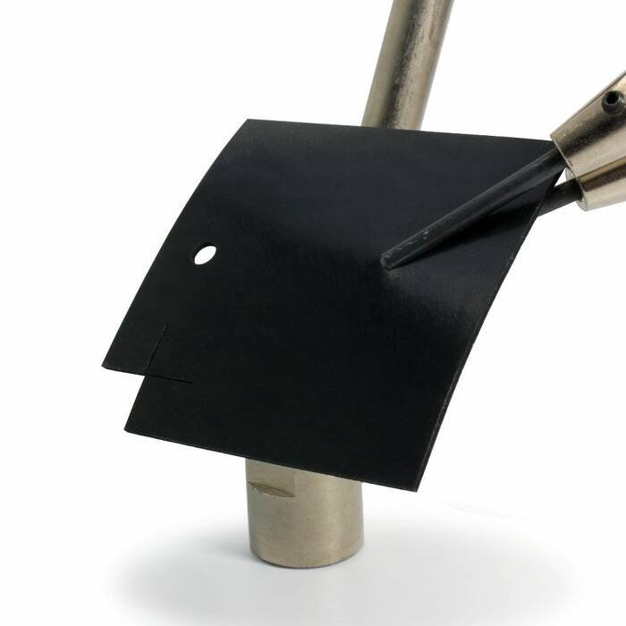 Neoprene sheet rubber black 1 mm. MS0262<!--nl-->Material for laser cutting.