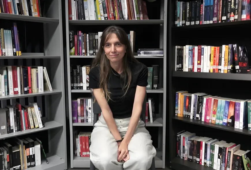Cabecera Laura Ferrero, Bibliotecaria por un día