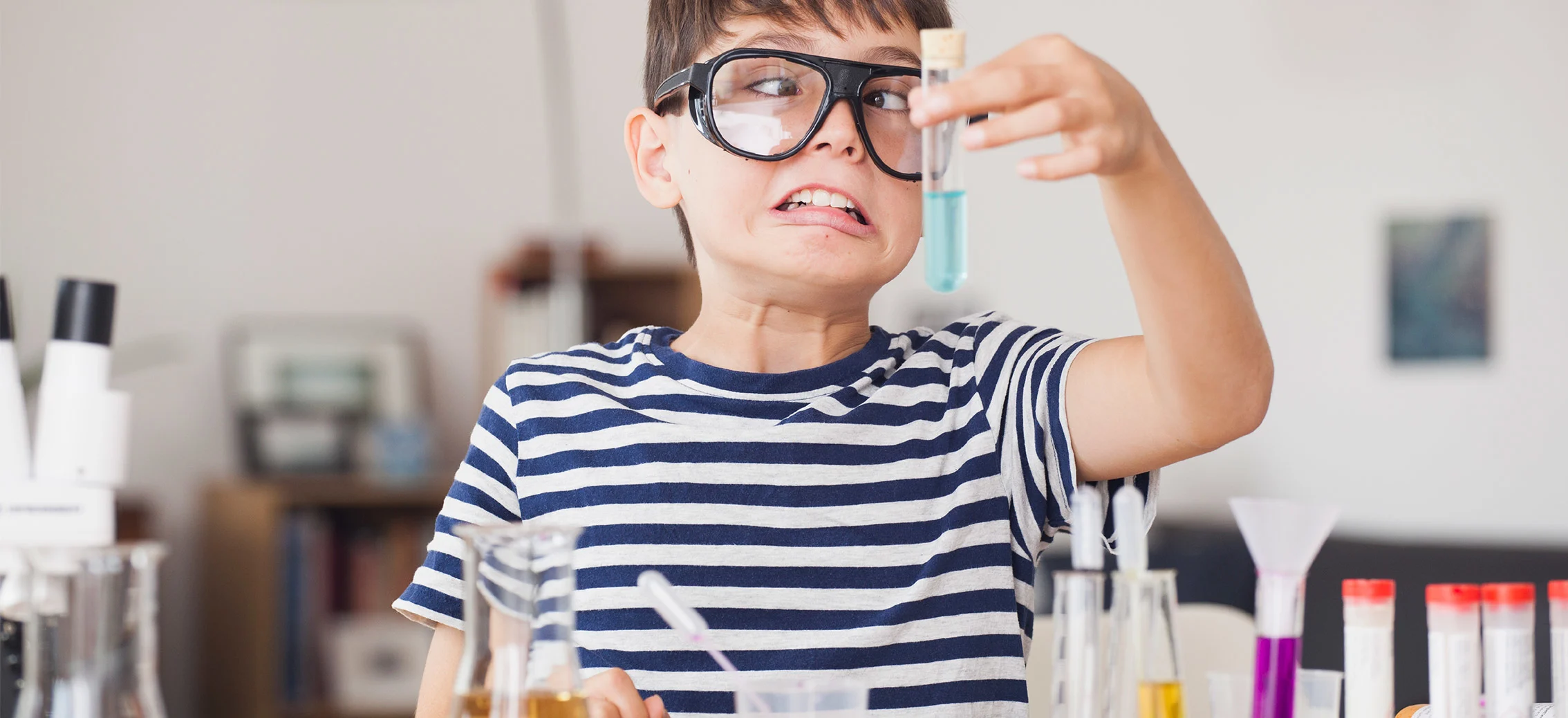 A kid doing Experiments