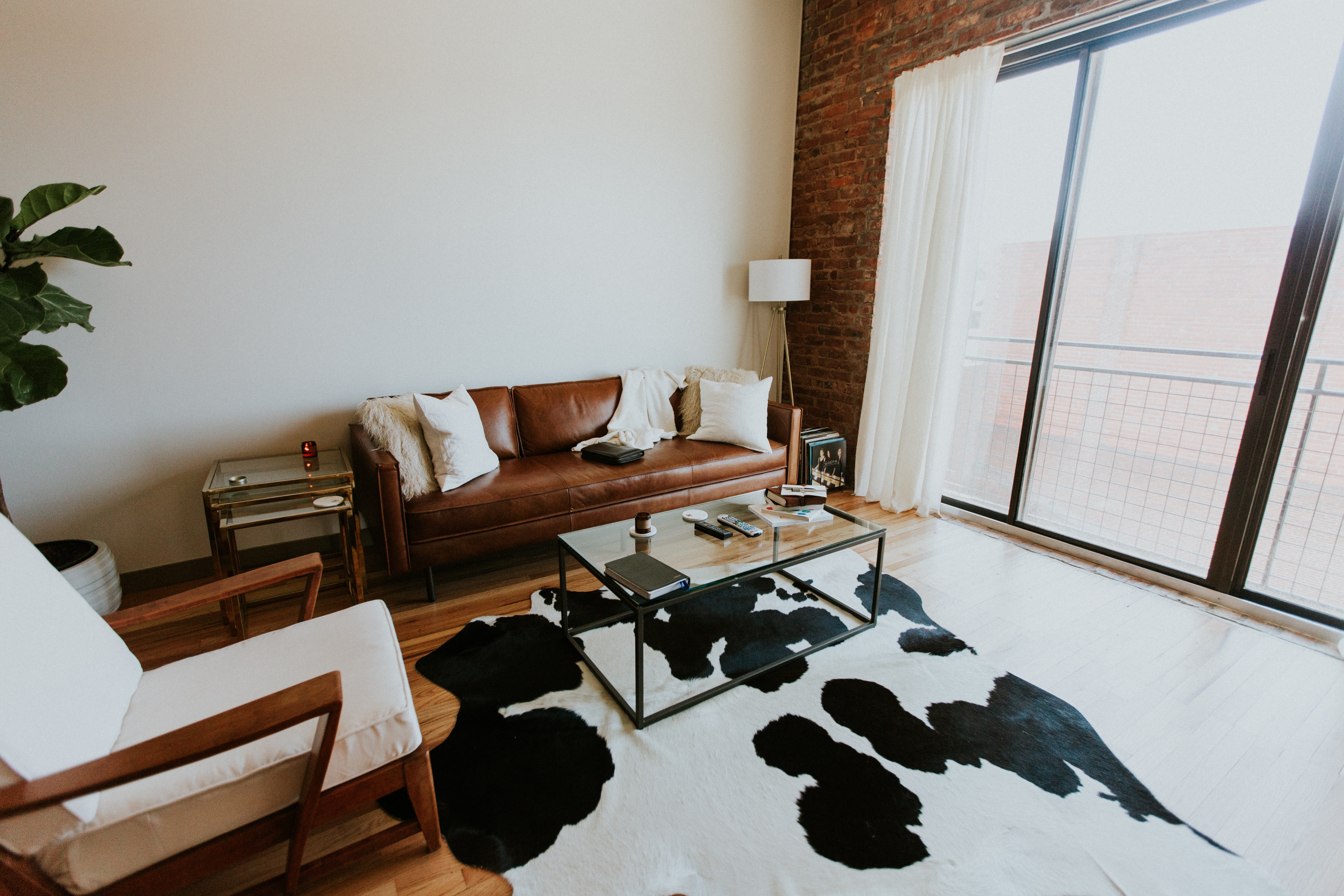 Where to Buy Cheap Furniture for Your Apartment