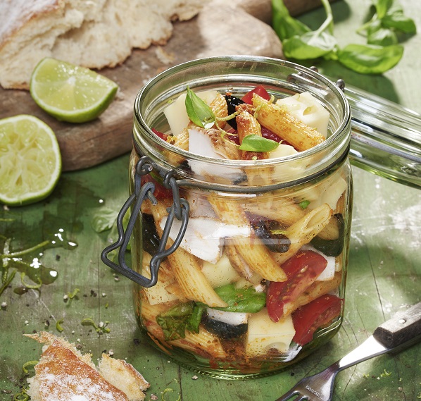 Salade de pâtes italienne au blanc de poulet fumé