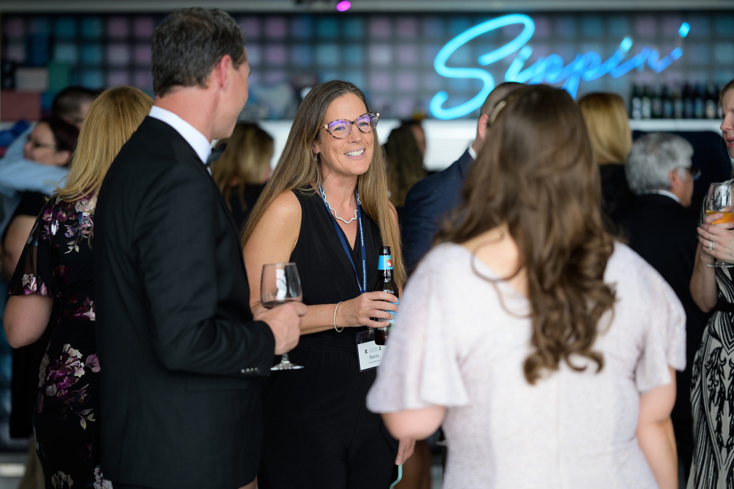 Happily for Associations | Happily