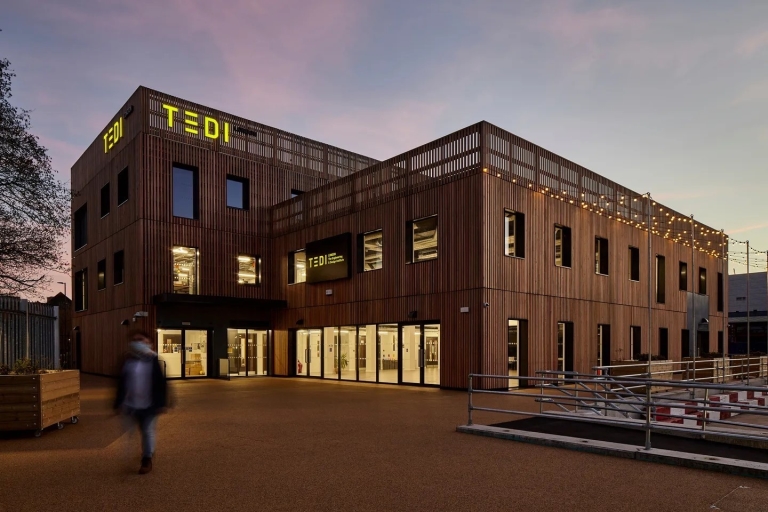 【英國留學】世界百大資源|實務課程設計|理工學位|倫敦TEDI- The Engineering & Design Institute