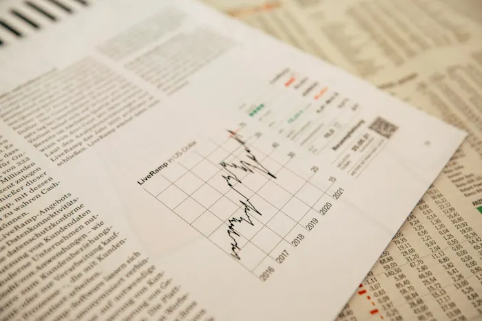 How to Evaluate a Company: 5 Key Valuation Metrics for Smarter Investing