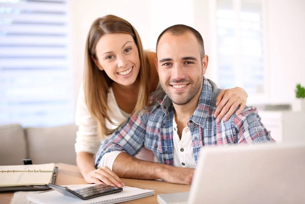 Preparing For Your First Investment: How to Choose a Brokerage Account