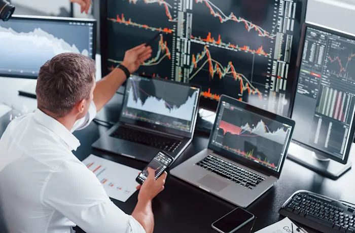 Vertical Spreads Explained: How to Generate Cash Flow While You Wait for the Right Investment