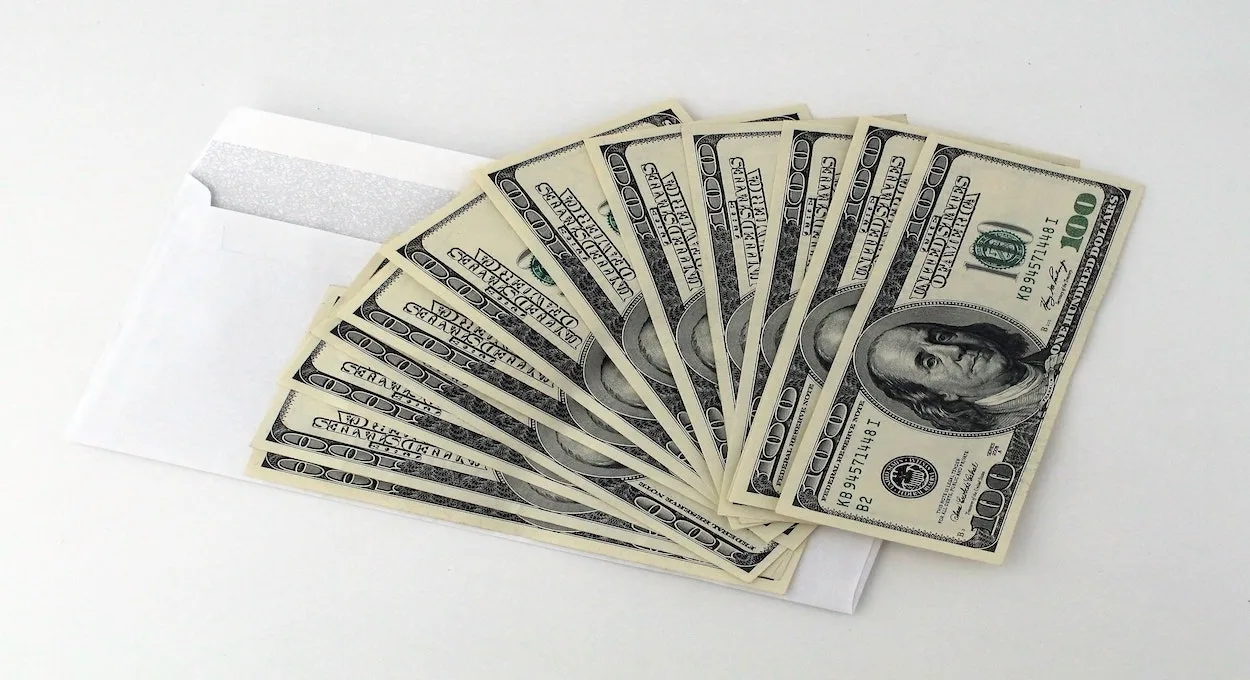 Is Investing Worth It? Why You Should Start Now to Build Wealth
