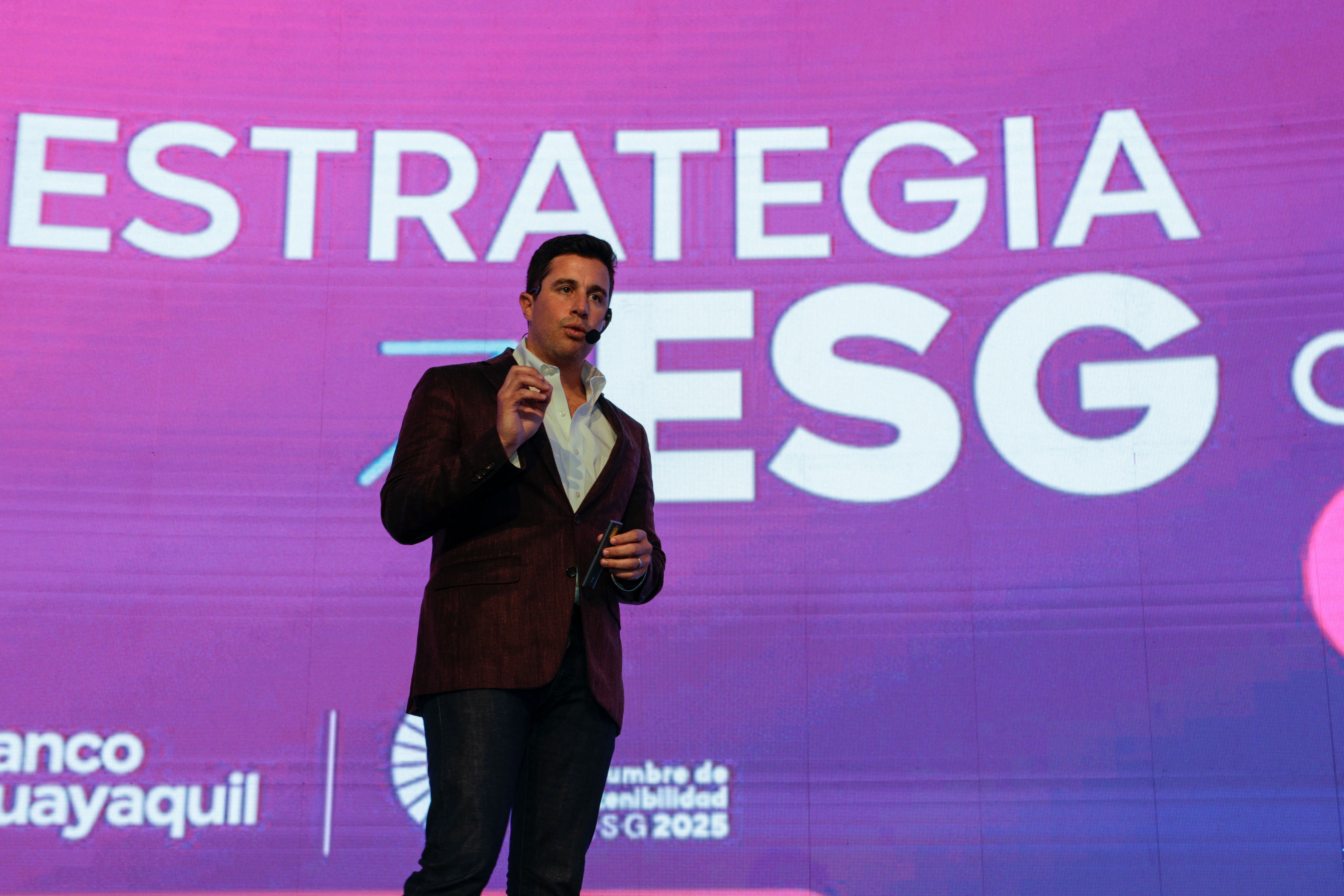 BANCO GUAYAQUIL - CUMBRE SOSTENIBILIDAD (002)