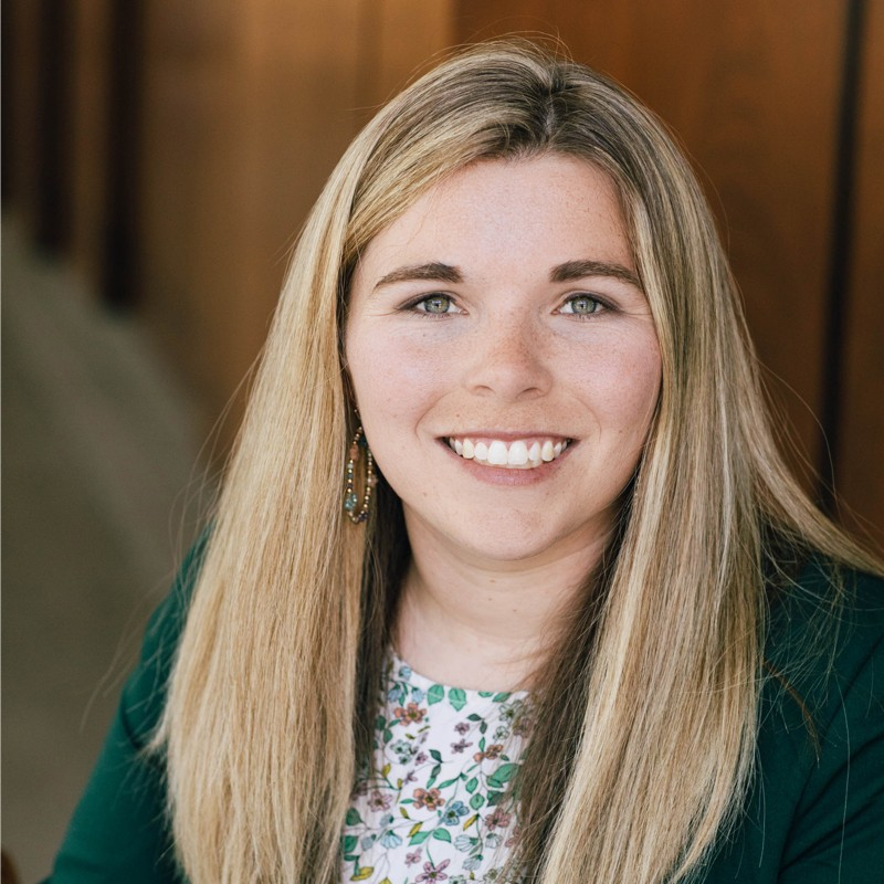 Headshot | Atria | Holly McClurkin, Marketing Business Analyst