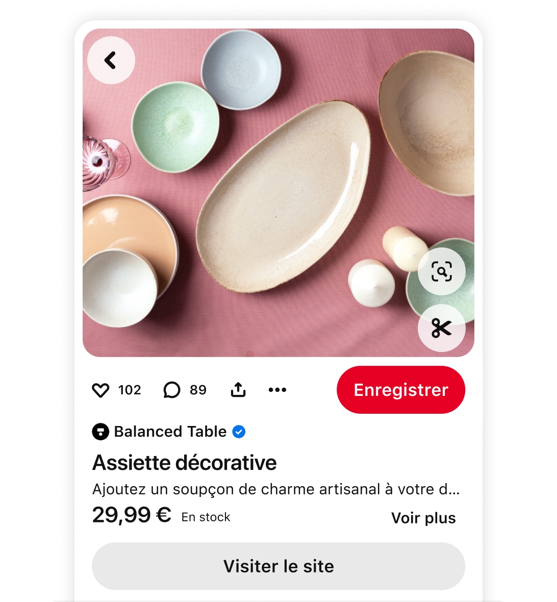 Épingle Produit Pinterest montrant des assiettes en céramique mouchetées dans des tons neutres, avec des détails sur le nom du produit, son prix et sa disponibilité auprès de Balanced Table, comprend un bouton « Visiter le site » pour faciliter l’achat.