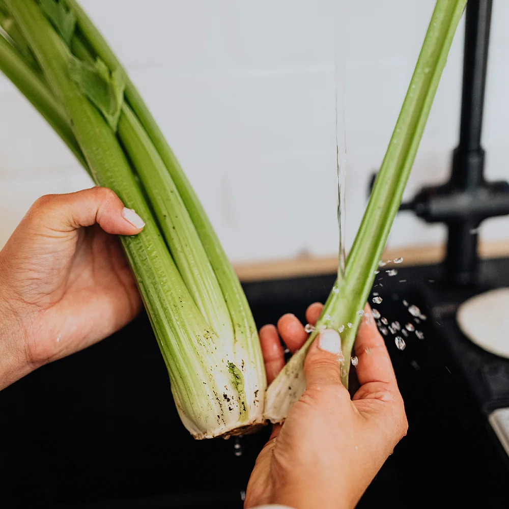 Apigenin: what is it, uses, benefits, dosage - Desktop Image