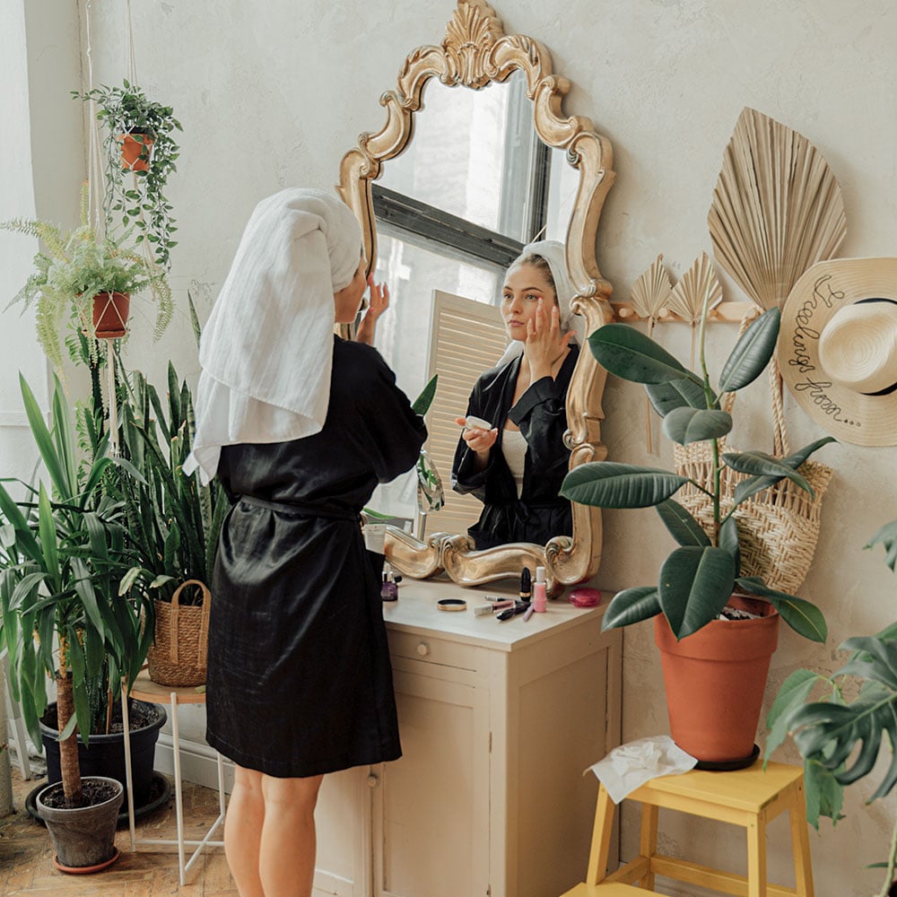 Tretinoin Strength Chart Uses, Considerations, Side Effects Ro