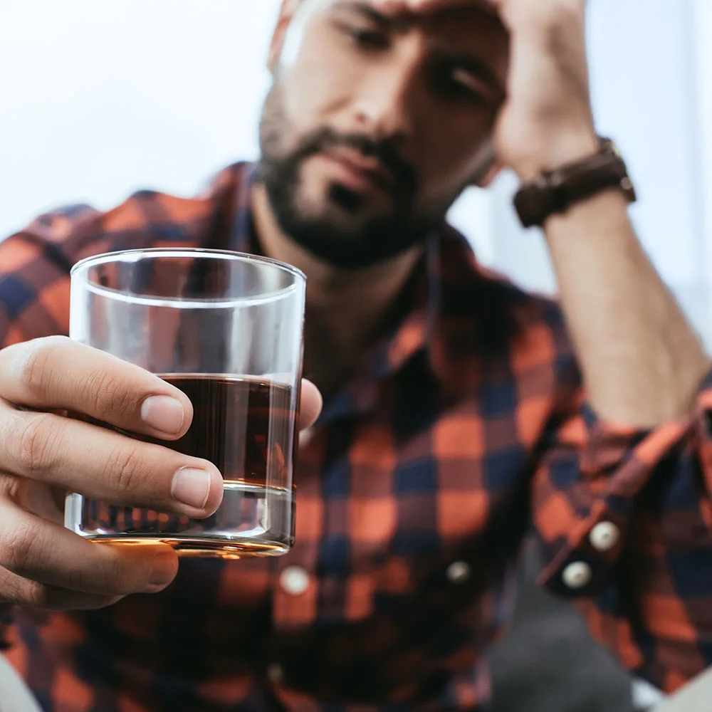 Losartan and alcohol: what you need to know - Desktop Image