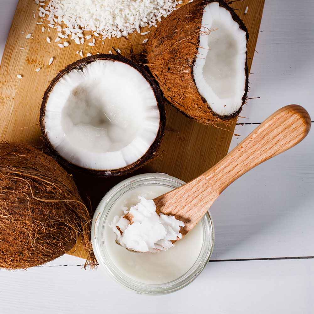 Coconut Oil for Dandruff? Here's How It May Help Ro