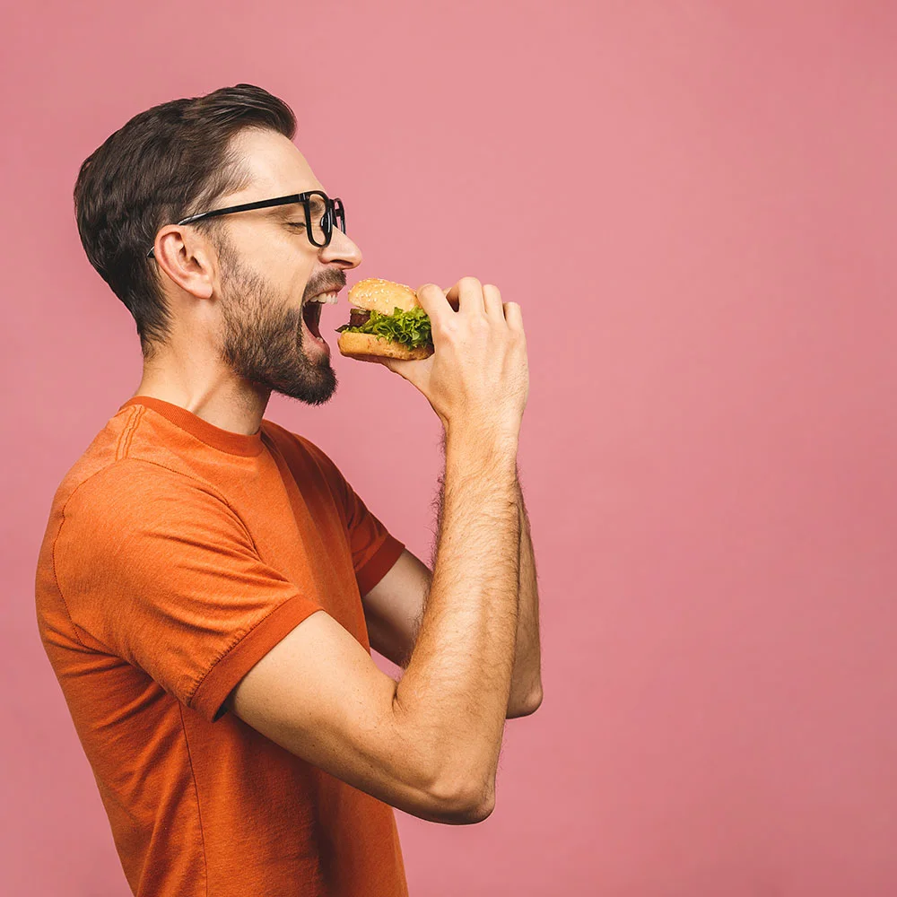 Sweating after eating: here's why it can happen - Desktop Image