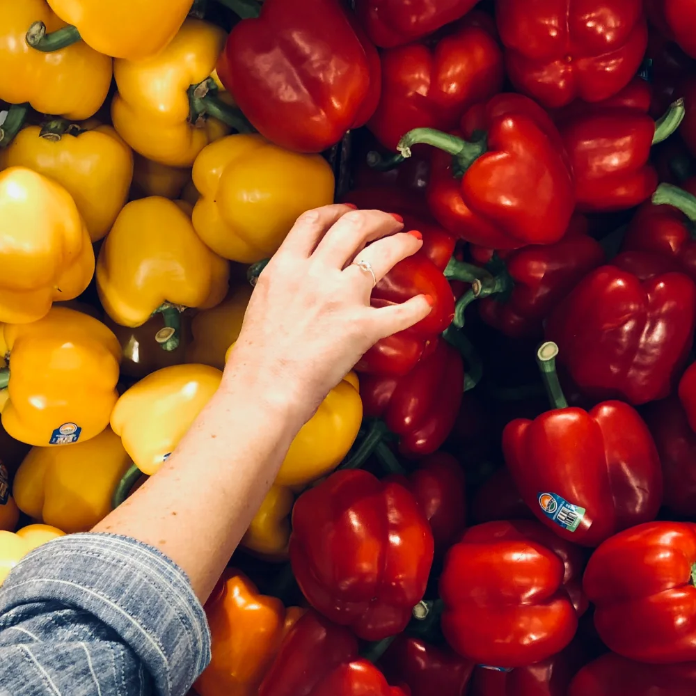 Grocery shopping for weight loss: 4 tips plus a sample list - Desktop Image