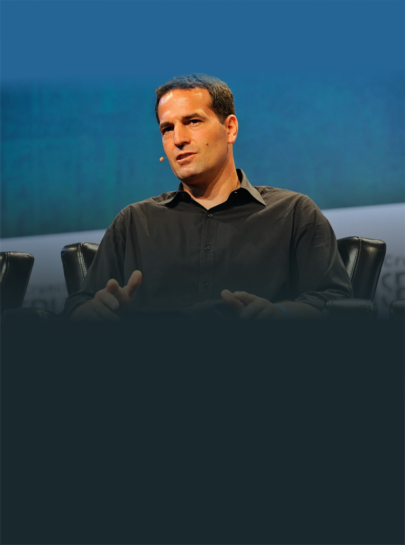 Wences Casares giving a speech