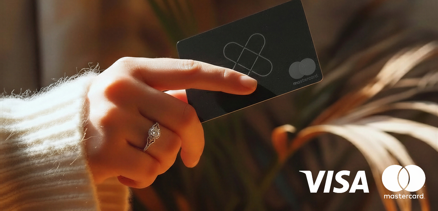 Xapo Card, with Visa and Mastercard logos