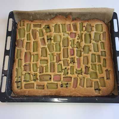 Gâteau à la rhubarbe