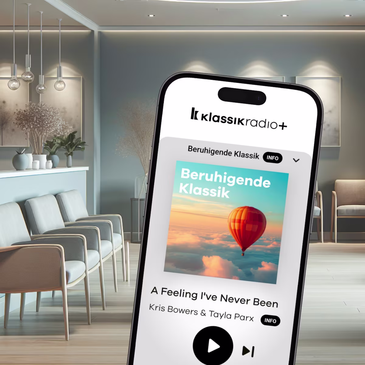 Blick ins Wartezimmer und dazu der Sender "Beruhigende Klassik" von Klassik Radio Plus