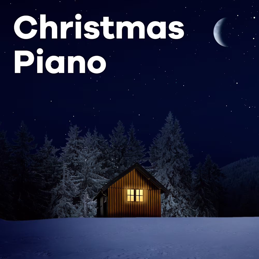 Sender von Klassik Radio Plus: „Christmas Piano“ mit beleuchteter Hütte im verschneiten Wald bei Nacht.