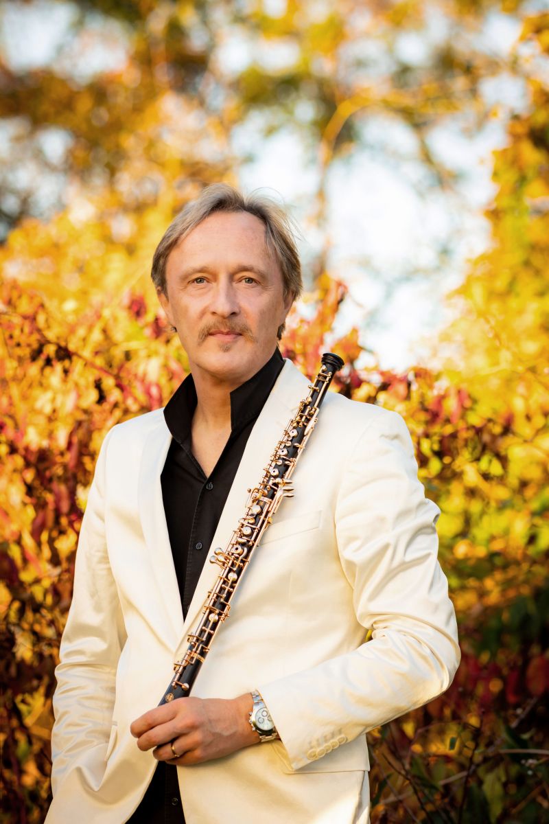 Oboist Abrecht Mayer 