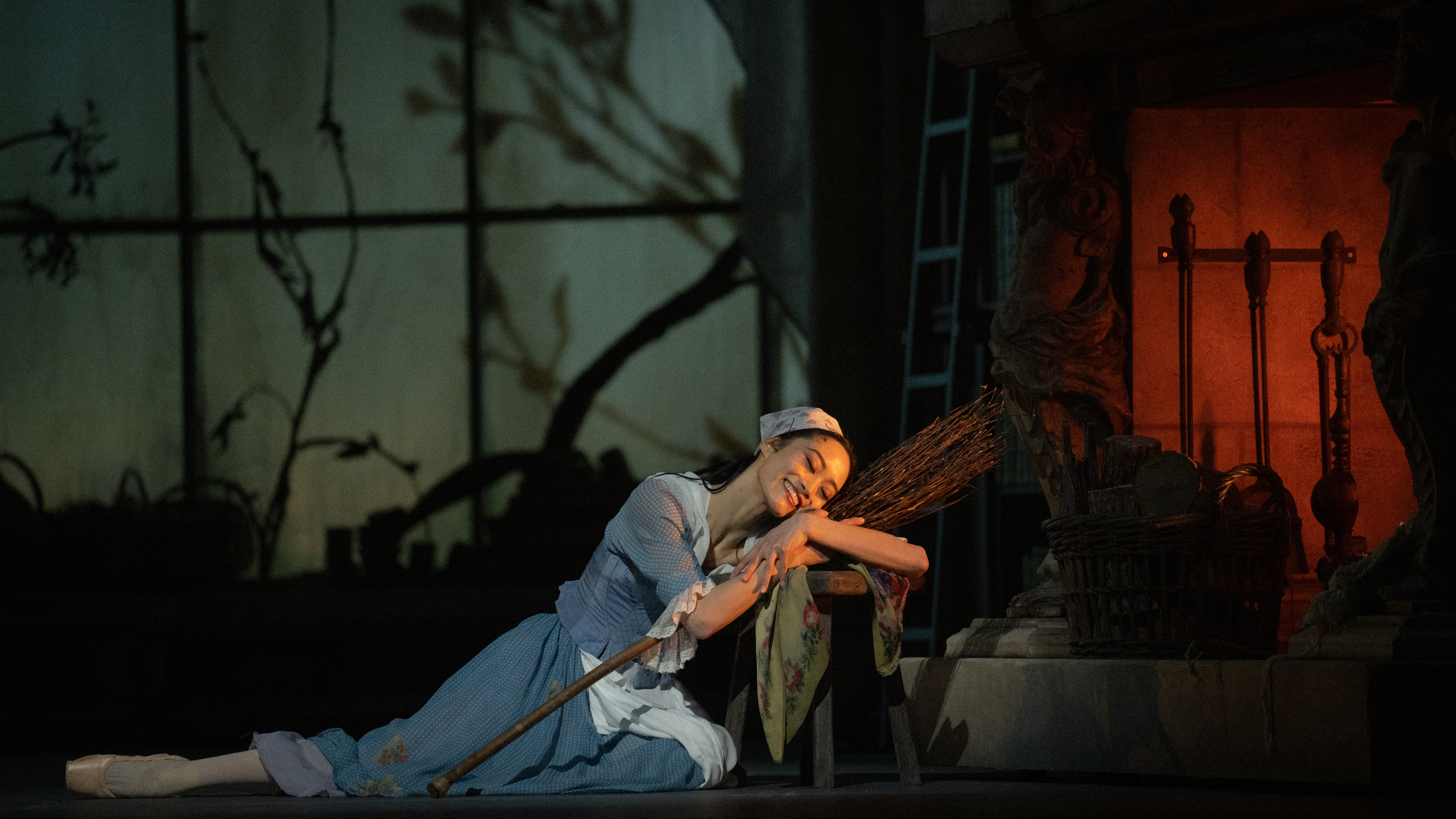  Cinderella, The Royal Ballet, Fumi Kaneko (Cinderella) 