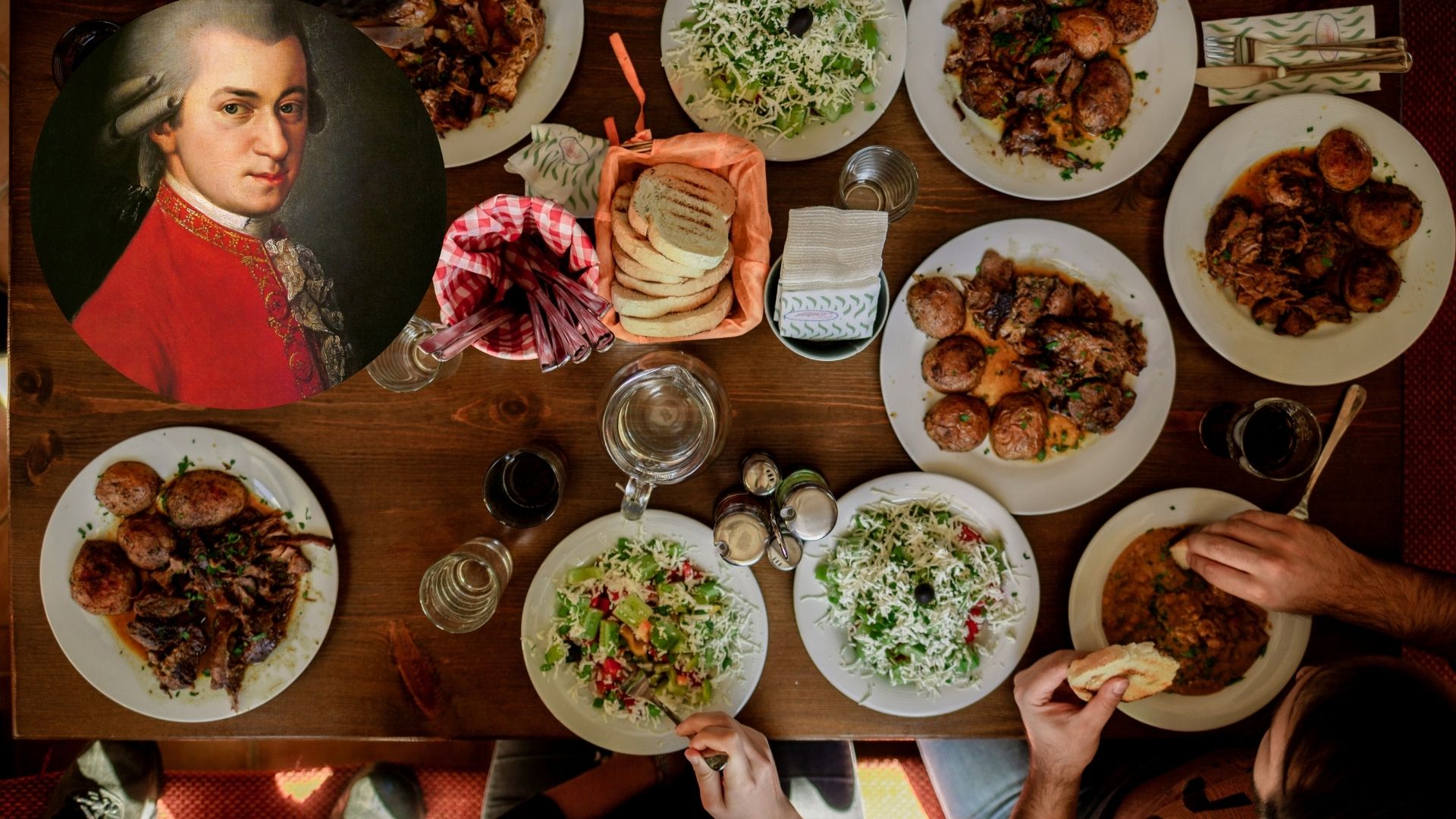 Gedeckter Tisch und Mozart