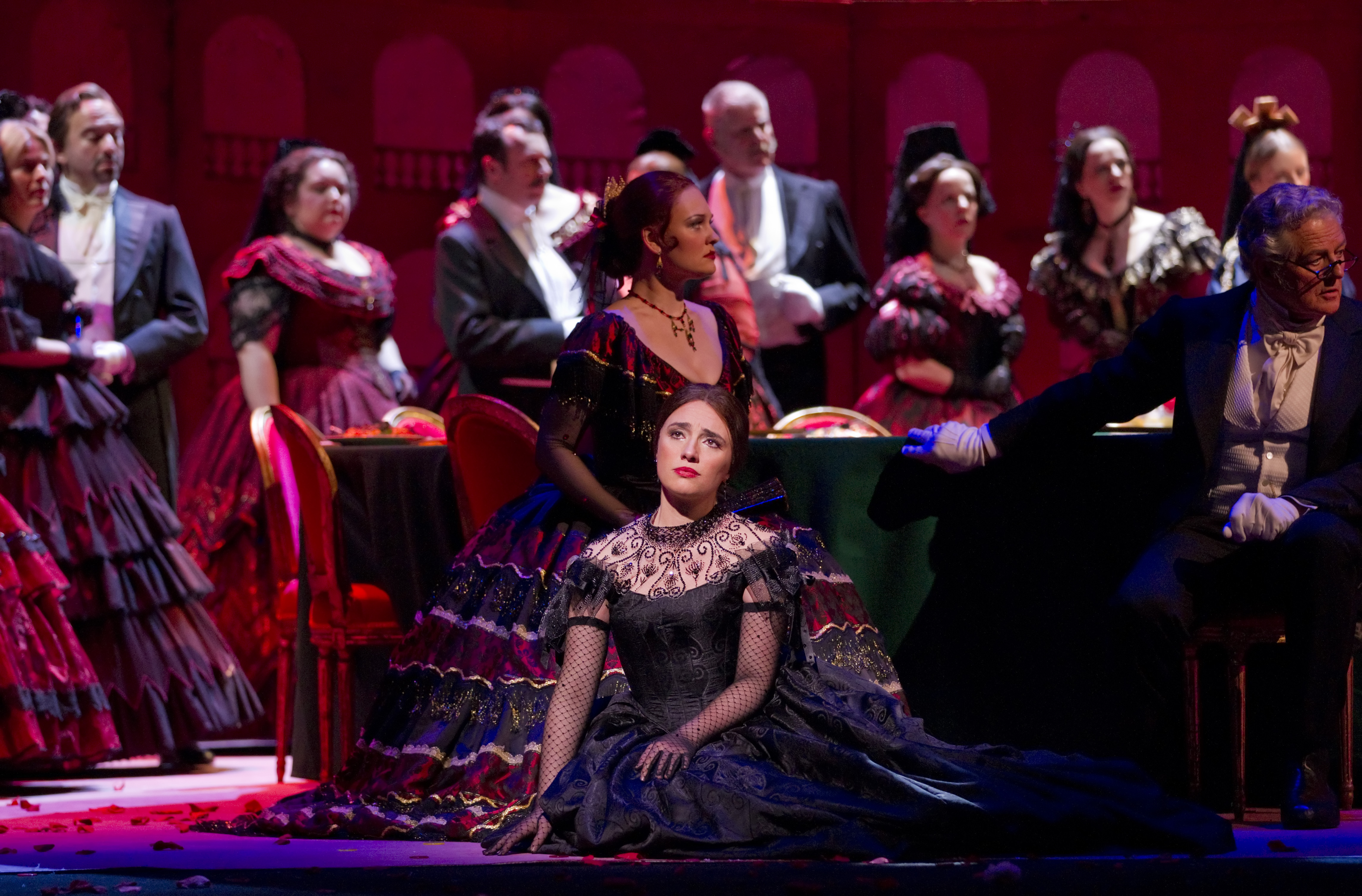 La Traviata. Ermonela Jaho als Violetta 