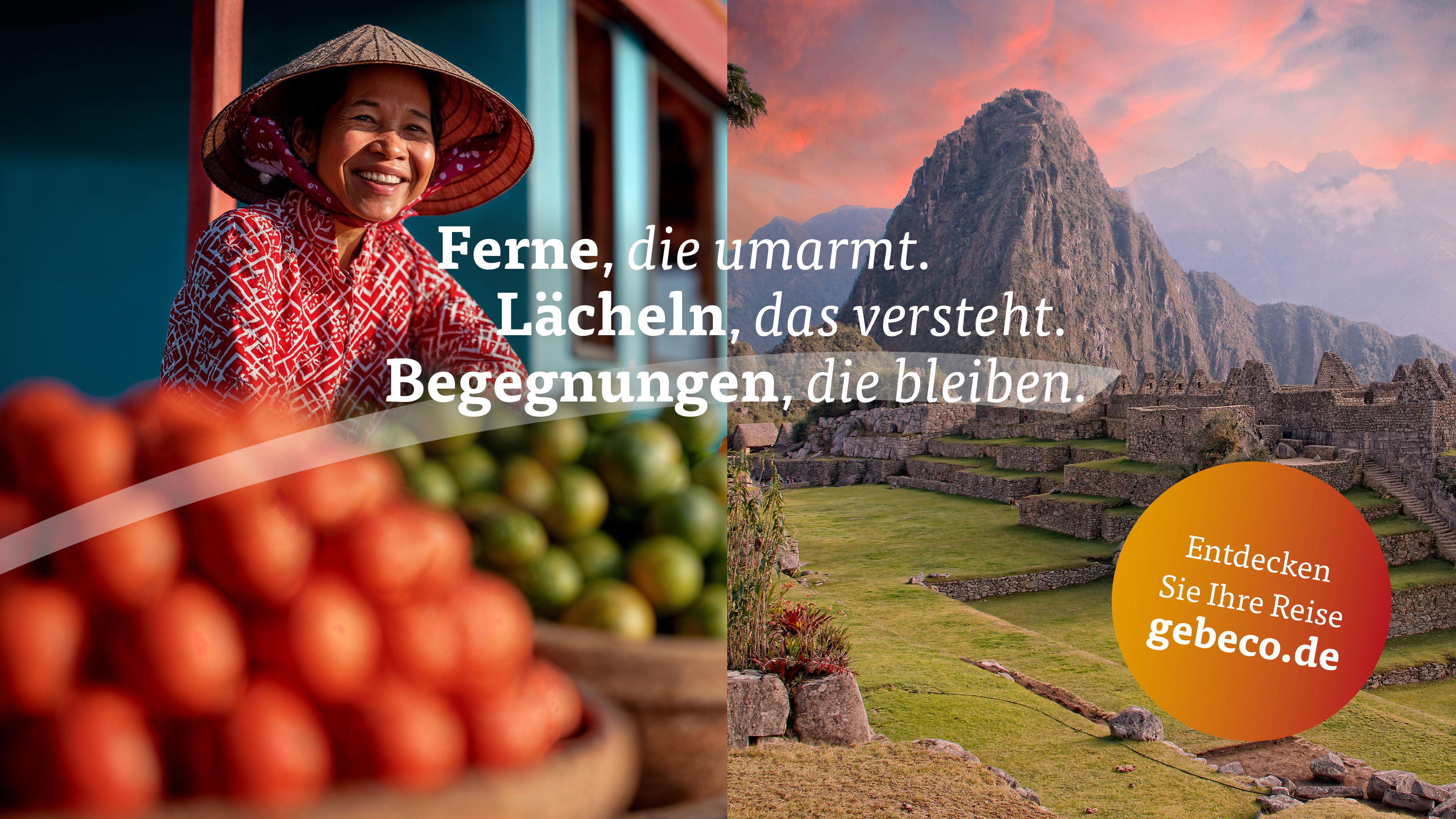 Frische Tomaten und Limetten vor traditionellem Gebäude, daneben Machu Picchu bei Sonnenuntergang