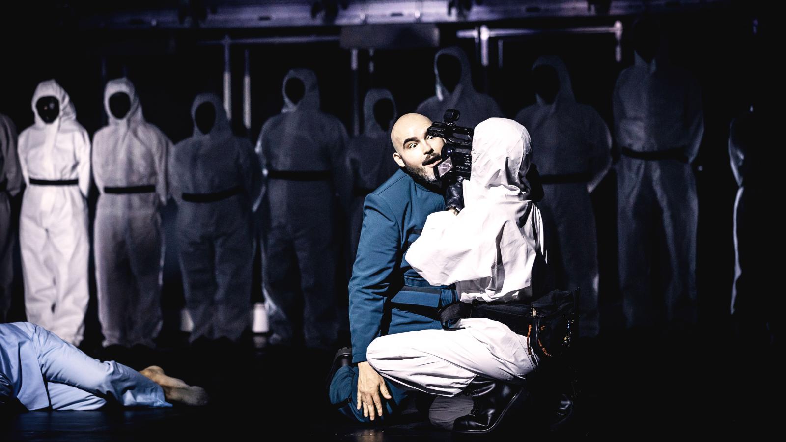 Anthony Webb &Opernchor