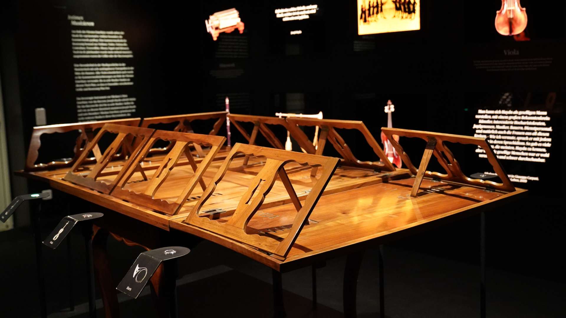 Haydn Haus Oktetttisch