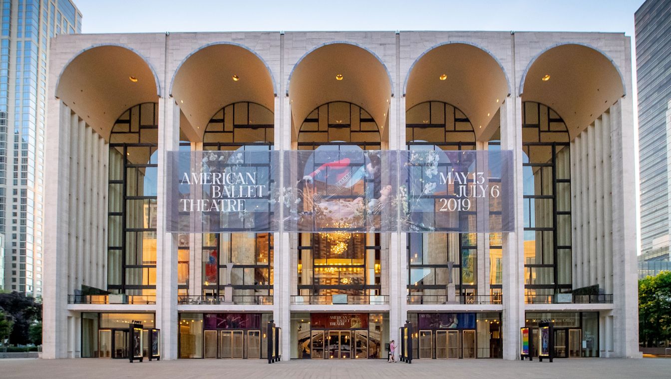 Met Opera Radio Metropolitan Opera in der Krise – Geschichte, Bedeutung und Hoffnung ...
