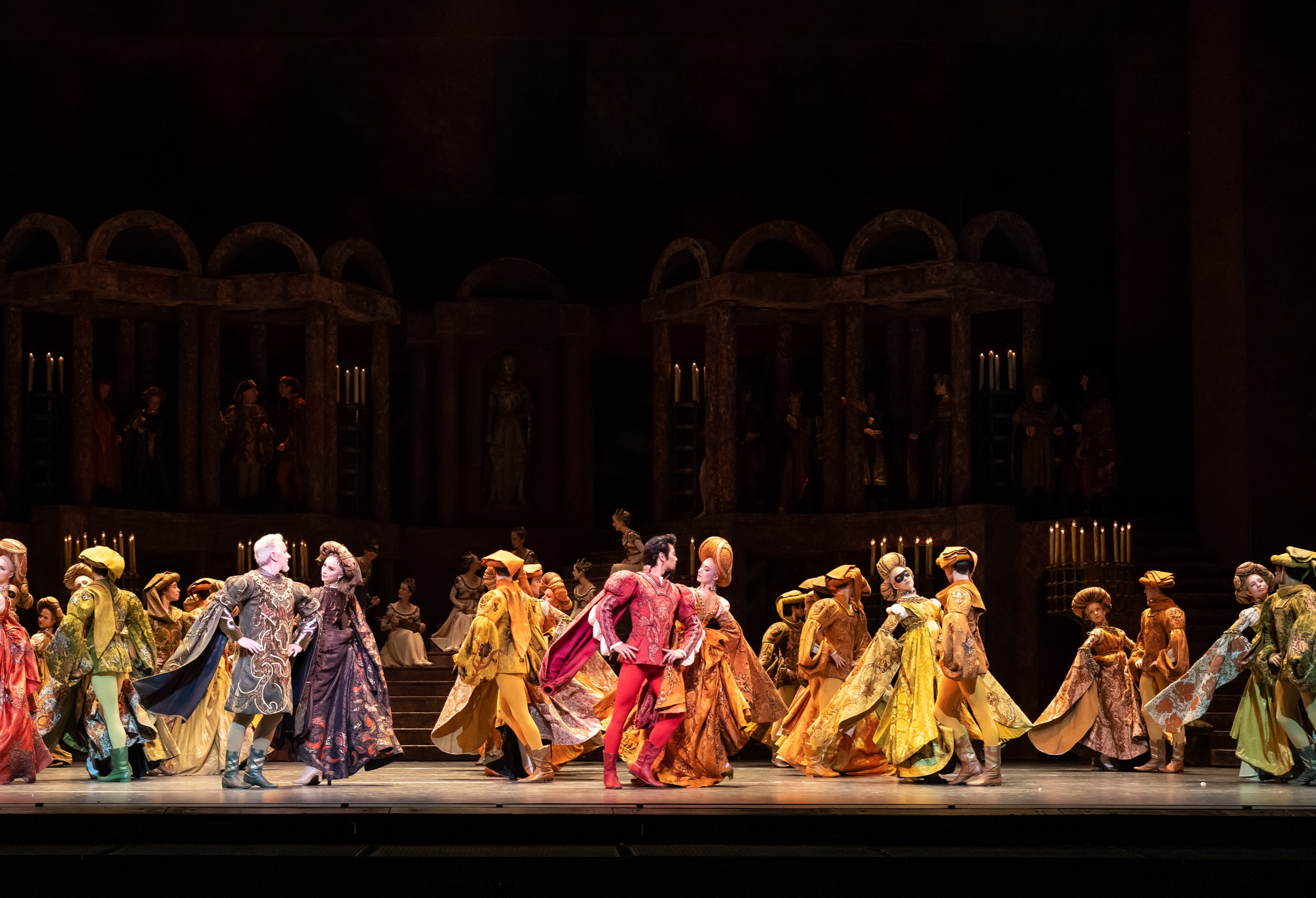 Tänzer des Royal Ballet in Romeo und Julia