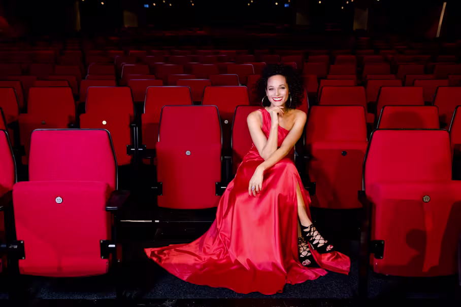 Porträt Ariane Roth