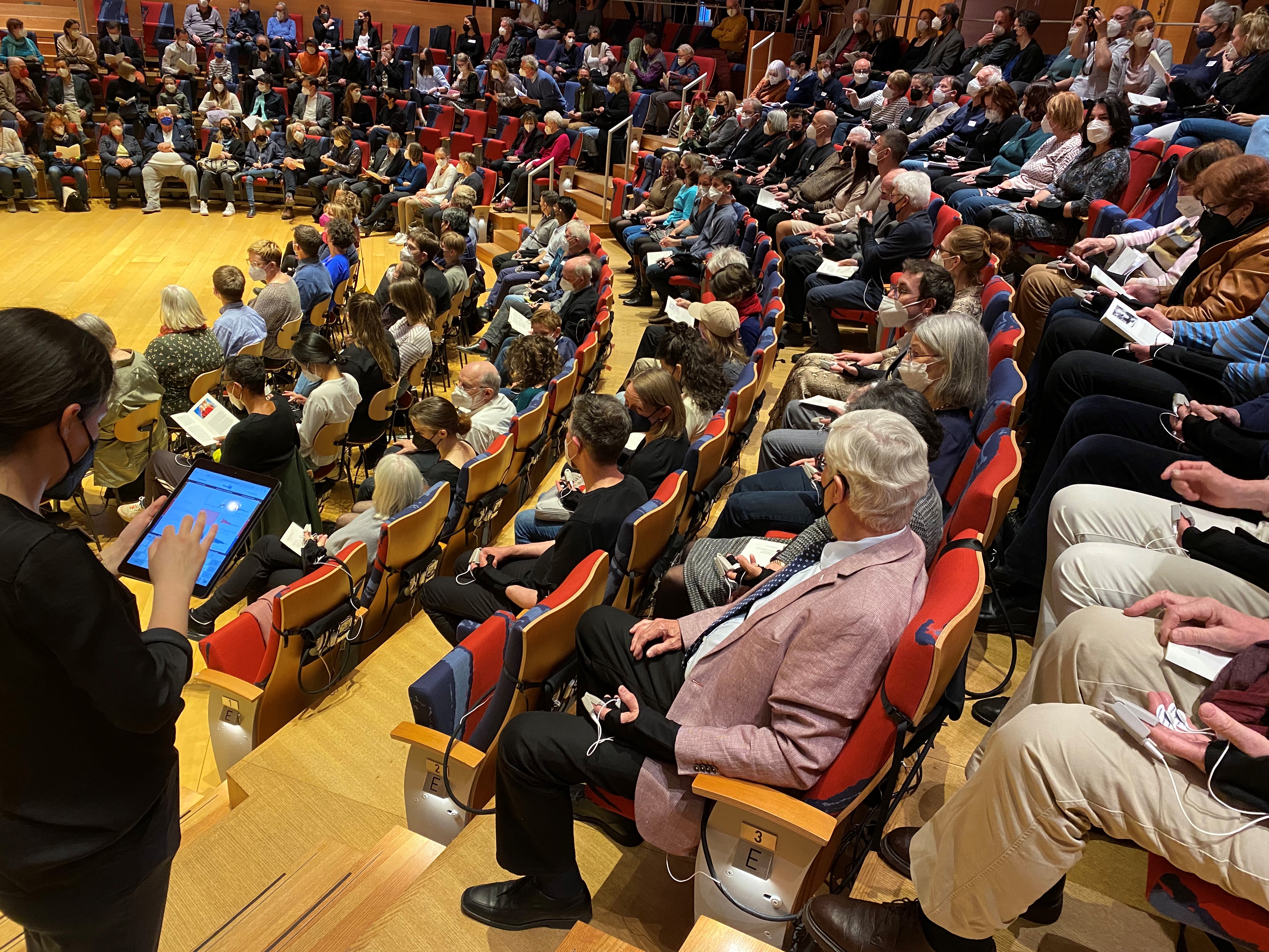 Verkabeltes Publikum