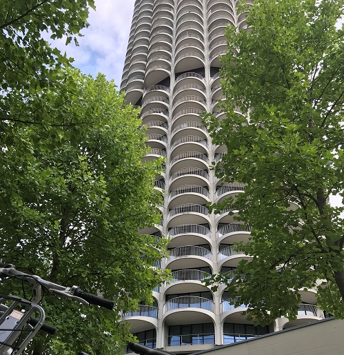 Hotelturm von außen
