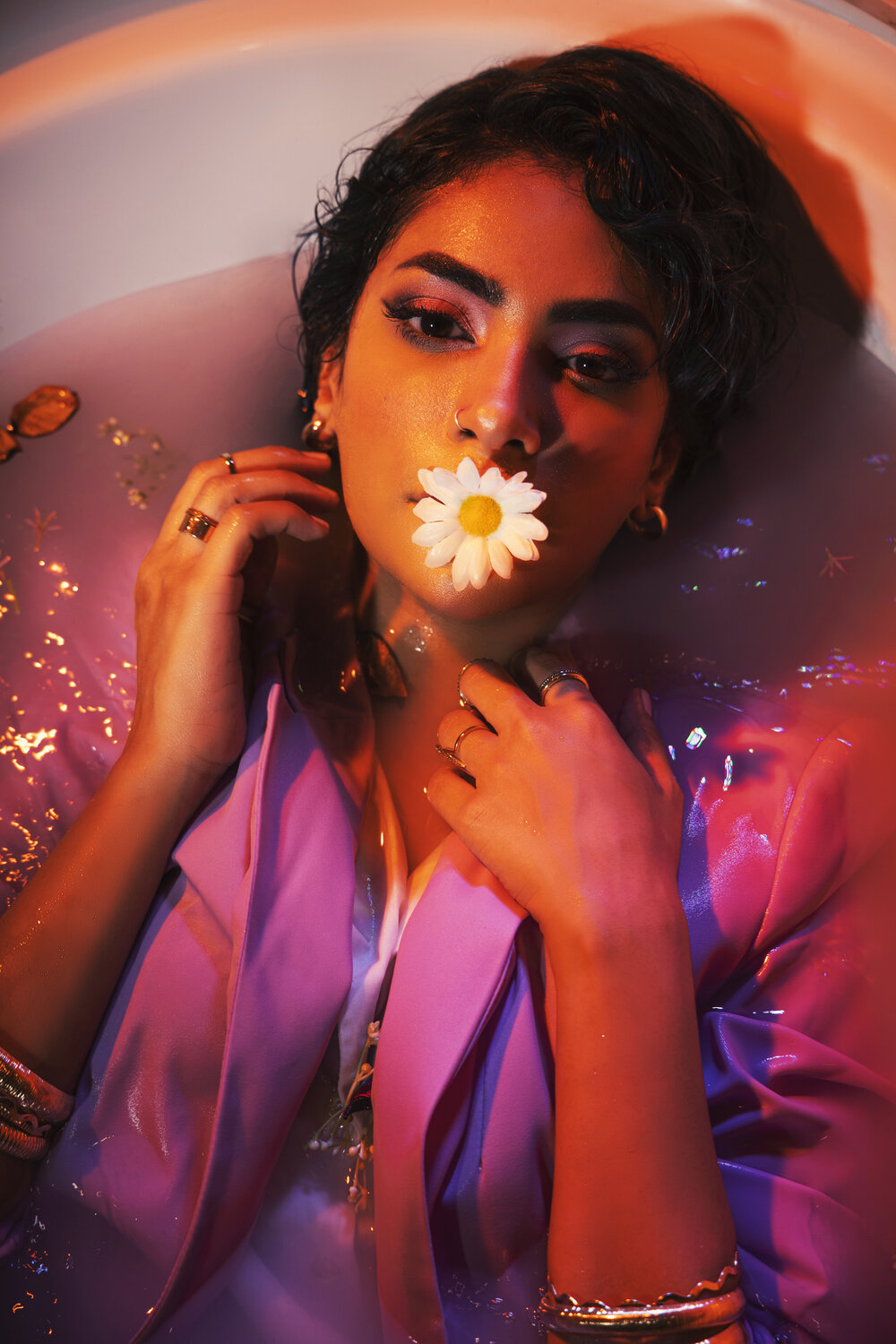 Eine weibliche DJ in Saudi-Arabien: Cosmicat