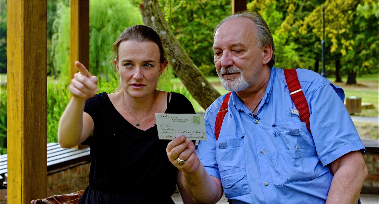 Pianistin Kyra Steckeweh und Filmemacher Tim van Beveren