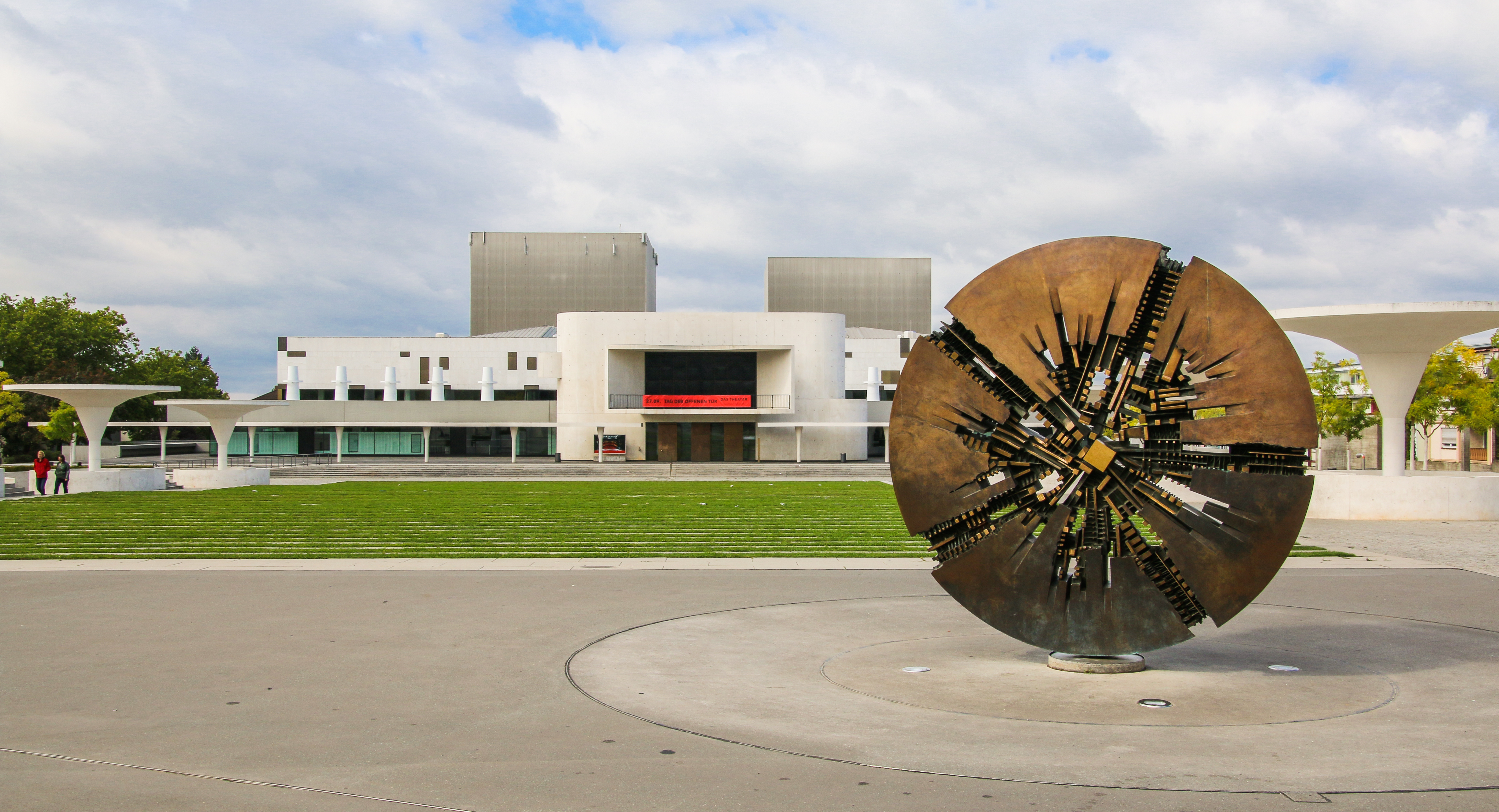 An Hessens Bühnen startet der Probenbetrieb
