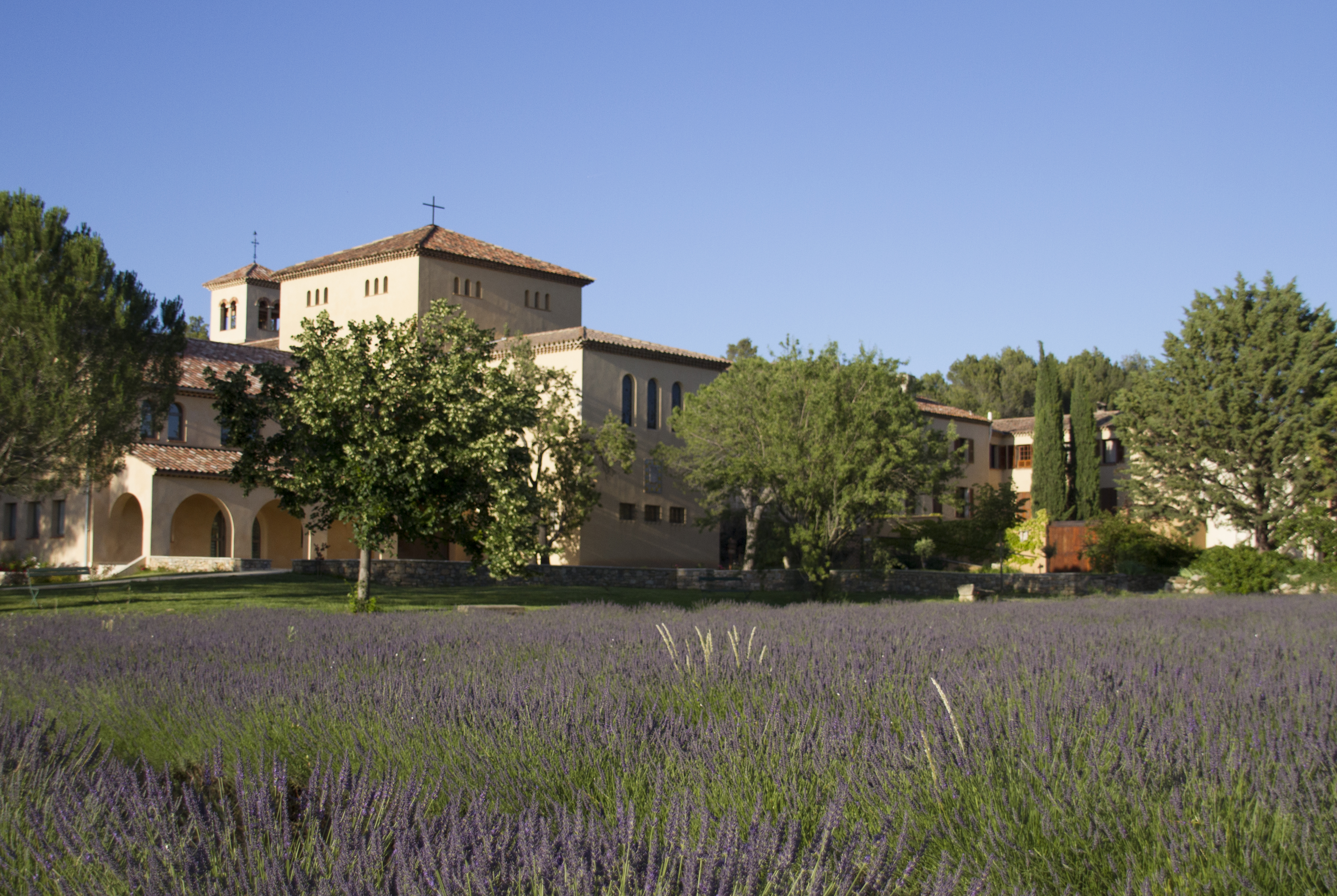 Kloster der Benediktinerinnen in der Provence, Jouques 