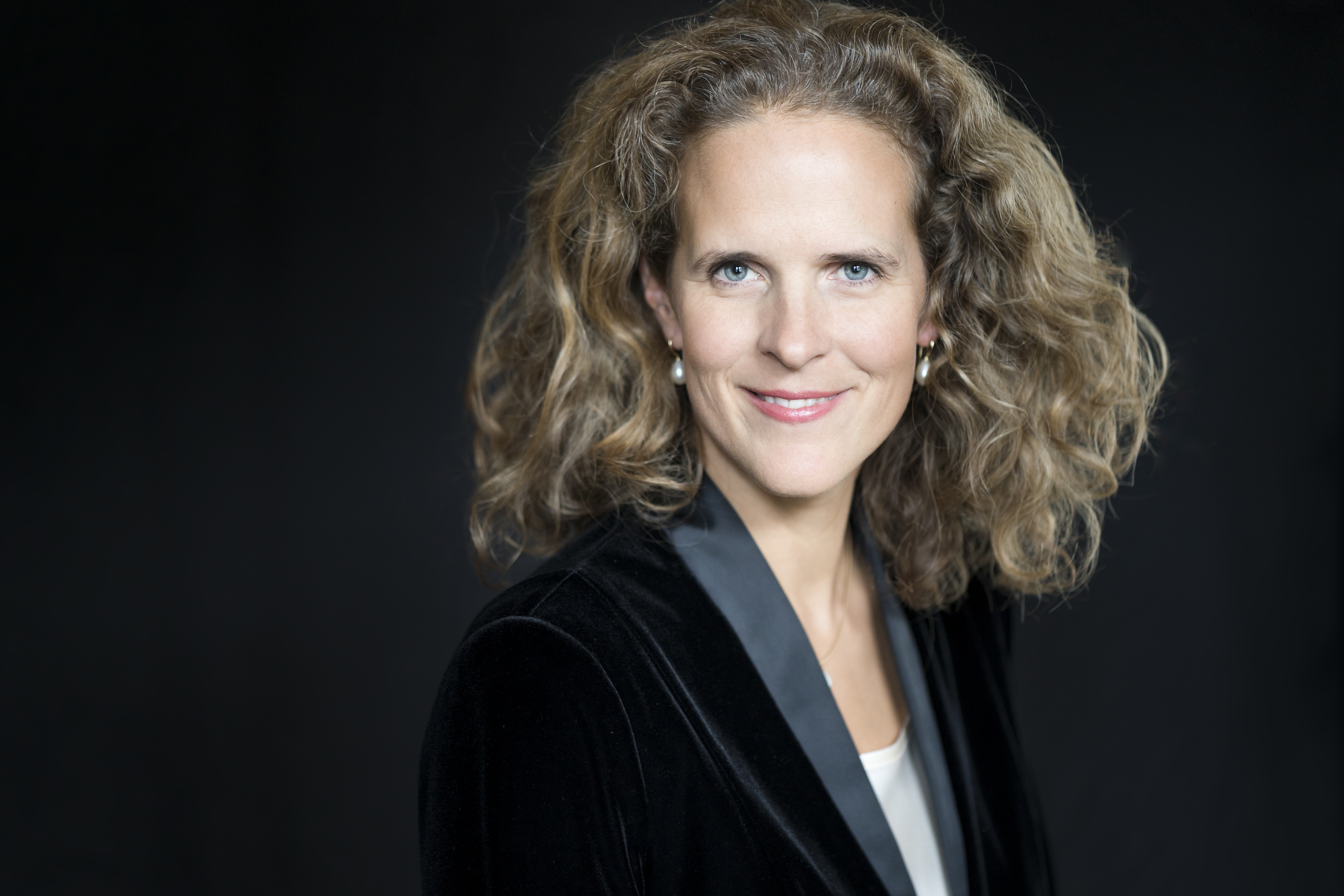 Intendantin Nora Schmid